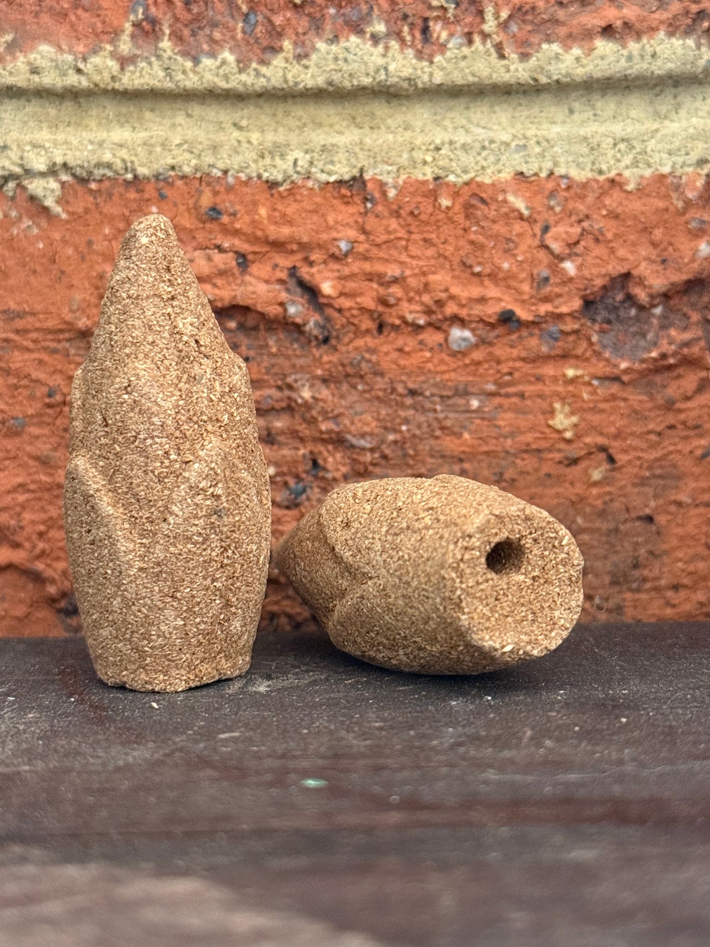 Large back flow palo santo in instant cones